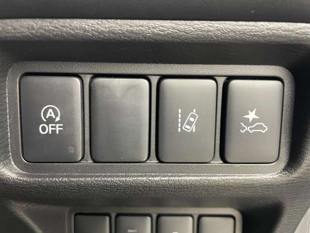 【運転席操作部】快適なドライブを楽しむための機能が装備されています！運転席から触れるので、使いやすいです！除菌プランいれていただくと、さらに清潔で安心していただけます！
