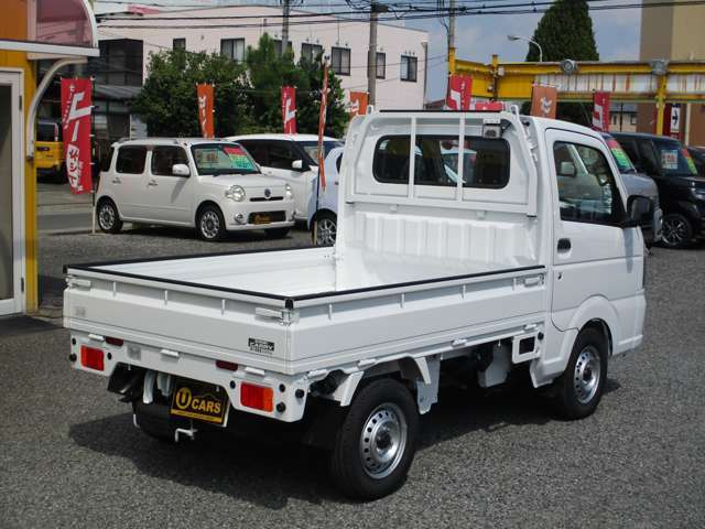 お支払総額＝車輌本体＋法定費用＋諸費用になります。自動車税やリサイクル券も総額に含まれます。車検が現状切れている車輌に関しましては車検を取得致します。そちらの車検の費用も総額に含まれます。