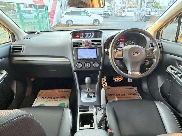 運転席廻りの画像です！操作スイッチ類も比較的に綺麗な状態です♪他に詳細画像をご希望の方はこちら！【1st@e-g-a.co.jp】へご連絡ください！