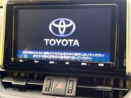 【問合せ：0749-27-4907】【純正9型ナビ】人気の大型9インチナビを装備。存在感のある大画面はインパクト大！ナビ利用時のマップ表示は見やすく、テレビやDVDは臨場感がアップ！