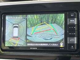 【パノラマモニター】専用のカメラにより、上から見下ろしたような視点で360度クルマの周囲を確認することができます☆死角部分も確認しやすく、狭い場所での切り返しや駐車もスムーズに行えます。