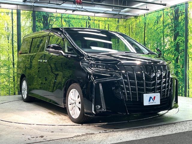 大好評のボディコーティング「弾スプラッシュコート」もご納車までに施工可能。通常のガラスコートと異なる、耐久年数6年の無機質ガラスコーティングが、ボディをキレイな状態に保ってくれます。