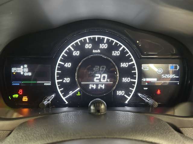 メーター改ざん車、修復歴あり車など基本的に取り扱っておりません！気になる方はお気軽にお尋ねください！！