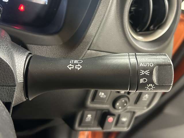 運転席周りに大きな傷、汚れ、へたりなどなく良質な状態です！