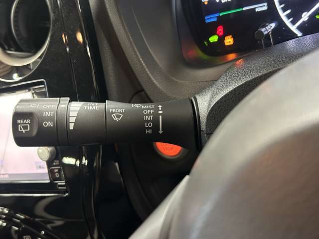 運転席周りに大きな傷、汚れ、へたりなどなく良質な状態です！