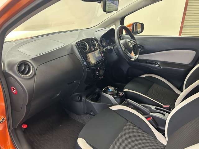 広々とした空間で、手軽にお荷物を出し入れ可能です！！