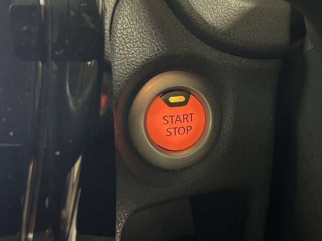 お車の機能や安全装備に関して気になる方は、ぜひ一度ご来店ください！その場でスタッフがご説明可能です！