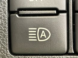 【オートハイビーム】夜間の安全走行に役立つ便利な機能！先行車や対向車を検知し、ハイビームとロービームを切り替えてくれます♪