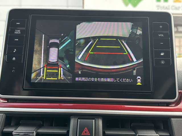 ★☆アラウンドビューモニター付き☆★ミラー部分にはアラウンドビューとBカメラの映像が！見えにくい左側や後ろなども見えるので狭い場所の駐車も楽になります