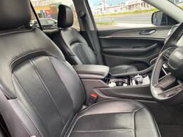 フロントレザーシート！