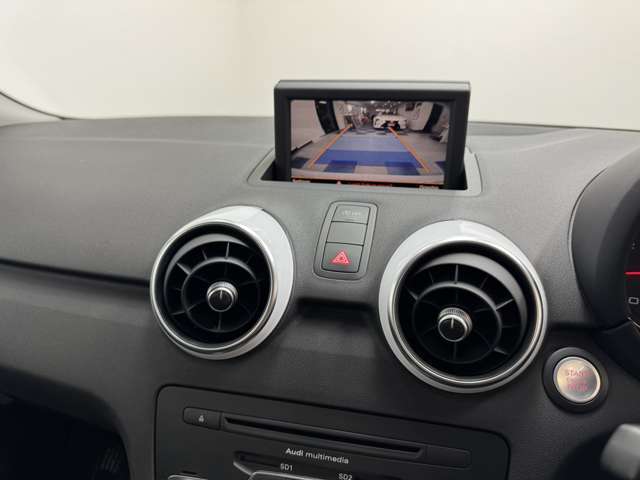 純正ナビ　TV　バックカメラ　禁煙車　スマートキー　ETC☆オートローン金利2.7％実施中