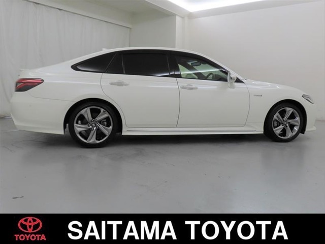 トヨタの「ロングラン保証」付き。メ-カ-を問わず、走行距離無制限、埼玉トヨタで中古車をお買い上げいただいたお客様に安心で快適なカ-ライフをお約束する1年間の保証です。有料で延長もできます。