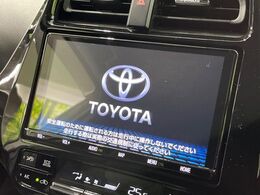 【純正9型ナビ】人気の大型9インチナビを装備。存在感のある大画面はインパクト大！ナビ利用時のマップ表示は見やすく、テレビやDVDは臨場感がアップ！いつものドライブがグッと楽しくなります♪