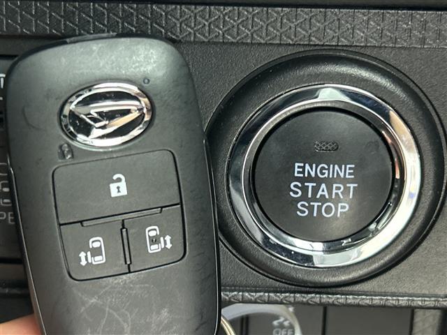 【AC100V/AC100W】電化製品などの電子機器をコンセントに繋いで使用することが可能です！！キャンプなどのアウトドア時に非常に便利です♪