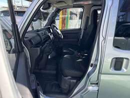 ★遠方の方は、お電話やLINEでのご相談も可能です！またインターネットを使用したライブ商談も可能です！是非お気軽にご相談下さい！