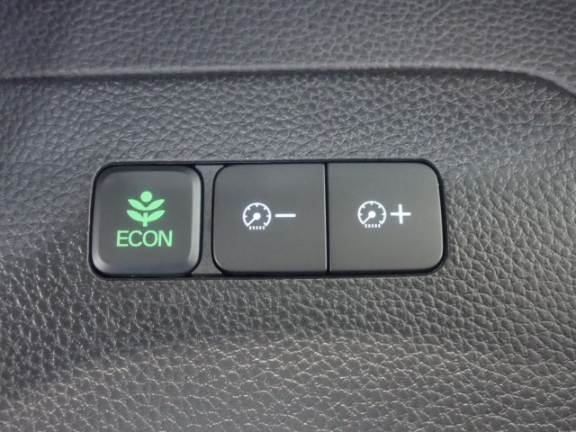 ECONボタンを上手に使ってエコ運転をお願い致します！