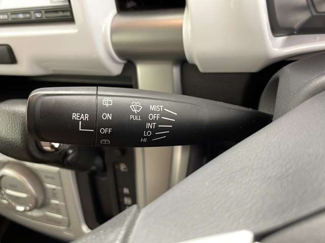 【運転席操作部】快適なドライブを楽しむための機能が装備されています！運転席から触れるので、使いやすいです！除菌プランいれていただくと、さらに清潔で安心していただけます！