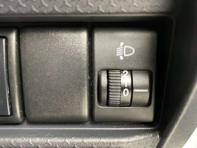 【運転席操作部】快適なドライブを楽しむための機能が装備されています！運転席から触れるので、使いやすいです！除菌プランいれていただくと、さらに清潔で安心していただけます！