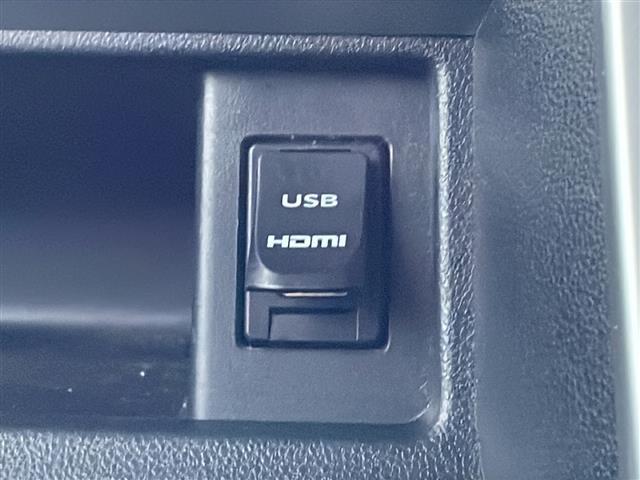 運転席周りにある装備です。ハンドル周り、インパネ周り等についている装備をこちらで確認できます。