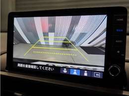 【バックカメラ】後退時も安心。リバース連動で画面が切り替わるのでとっても便利。