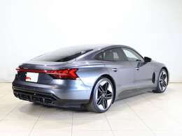 北海道より全国へ販売、納車実績がございます。ご納車迄の流れなどご不明点はご相談ください。