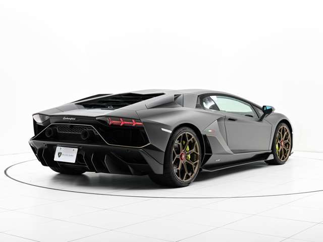 ランボルギーニ　レヴェントン（ブラック） 1/18 ランボルギーニ レヴェントン Lamborghini Reventon