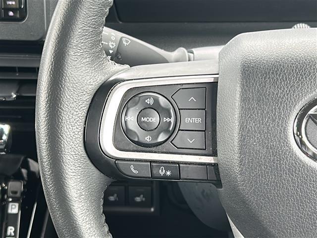 【運転席操作部】『運転席周辺の装備』の画像になります。快適なドライブを楽しむための機能が装備されています！運転席から触れるので使いやすいです！