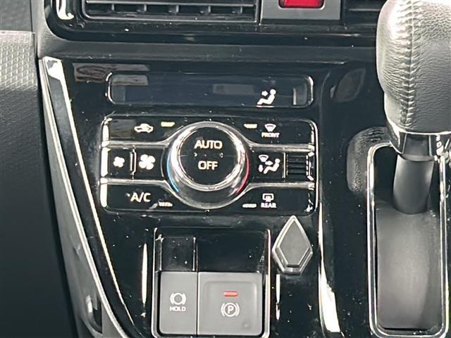 【シフトレバー】『シフトレバー』の画像になります。写真の内容に関してご不明点、ご質問等がございましたらお気軽にガリバー店舗までお問い合わせください。