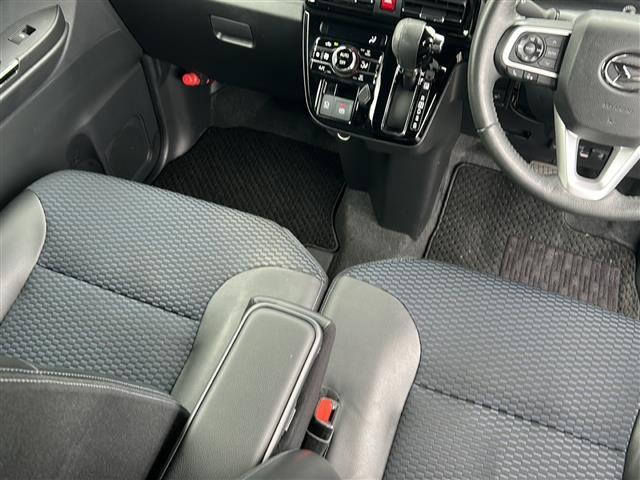 【インパネ全体】『インパネ全体』の画像になります。写真の内容に関してご不明点、ご質問等がございましたらお気軽にガリバー店舗までお問い合わせください。