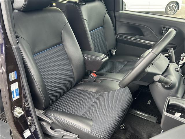 【運転席】『運転席周辺』の画像になります。写真の内容に関してご不明点、ご質問等がございましたらお気軽にガリバー店舗までお問い合わせください。