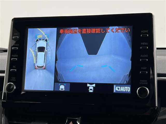 前進時も画像で安全確認！フロントカメラとアラウンドビュー画面！