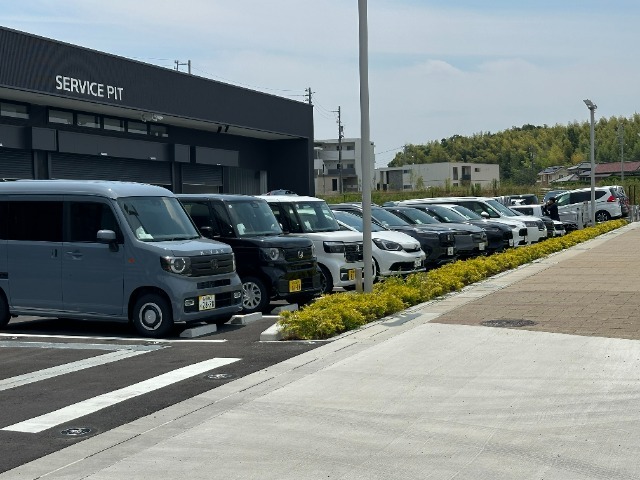 この看板が目印です！！国道57号線沿い、ららぽーと東郷様の斜め向かいに御座います！！！