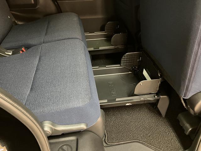 床面に置きたくないお荷物はこの「置きラクボックス」へどうぞ♪