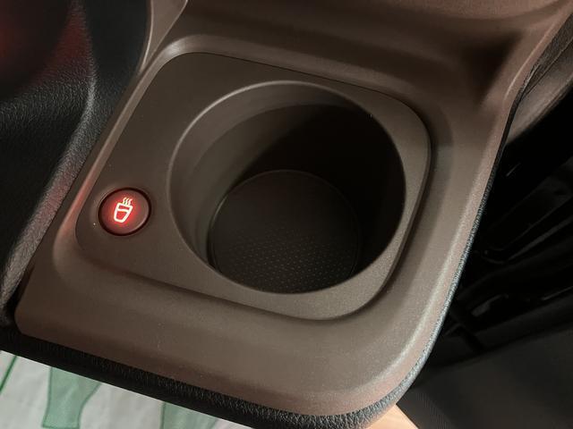 保温機能付きのカップホルダーもありますよ♪