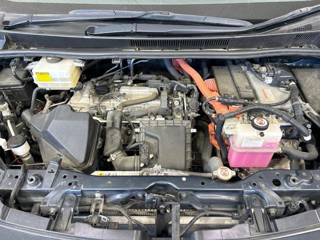 親切・丁寧な専門メカニックスタッフが応対！・車検・点検整備・事故等の修理などアフターサービスも安心。お車のカスタマイズもネクステージのサービススタッフまでご相談ください！