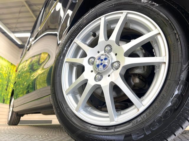 【14インチアルミホイール】外観にマッチしたアルミホイールを装着しております。各種アルミホイールや、スタッドレスタイヤも取扱いしております。是非ご相談ください♪