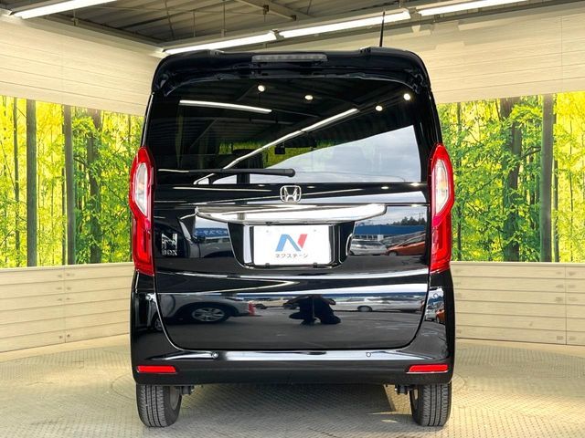 安心の最長10年・走行無制限保証（有償）をご用意。保証内容も充実はもちろん、無料点検＆オイル交換や、年中無休の全国・24時間ロードサービスも付帯されておりますのでご安心下さい。