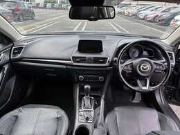 当店でお車をご購入いただき、さらに「有料保証」プランにご加入いただくと、特典としてオイル交換10回分の無料チケットを差し上げます。