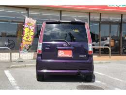 ガラスコーティングなどのボディコーティングやナビなどのカー用品の取付、希望ナンバー申請などお客様のご希望に沿って様々なサービスをご用意しております。何なりとお申し付けくださいませ♪