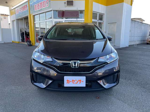 当社ではお客様に快適にお車に乗っていただけるよう外装は勿論、室内のクリーニングには特に力を入れ徹底的に取組んでおります。お近くに来られた際には是非お立ち寄りいただきご確認下さい。