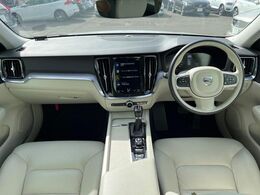 【T5エンジン（2.0L直列4気筒直噴ターボエンジン）】T4エンジンとは違った力強い加速を！190馬力では満足できない貴方のためにご用意したエンジンになります！高速での加速や追い越しがよりスムーズに。