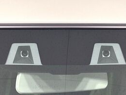 【スズキ　セーフティサポート】走行中に前方の車両等を認識し、衝突しそうな時は警報とブレーキで衝突回避と被害軽減をアシスト。より安全にドライブをお楽しみいただけます。