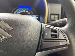 【アダプティブクルーズコントロール】高速道路での長距離走行が楽に！！自動で速度を保つクルーズコントロールが、衝突軽減システムと連携し、前方の車両を感知して車間を保つように速度調節してくれます！！