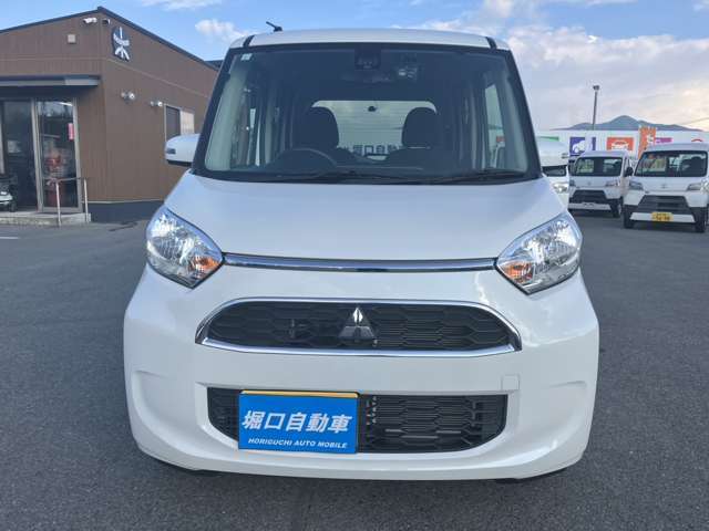 堀口自動車フラット7天水店では軽自動車からセダン、ミニバンまで展示中！また、トラック・ダンプ等の在庫も充実！専門知識豊富なスタッフがご対応致します。