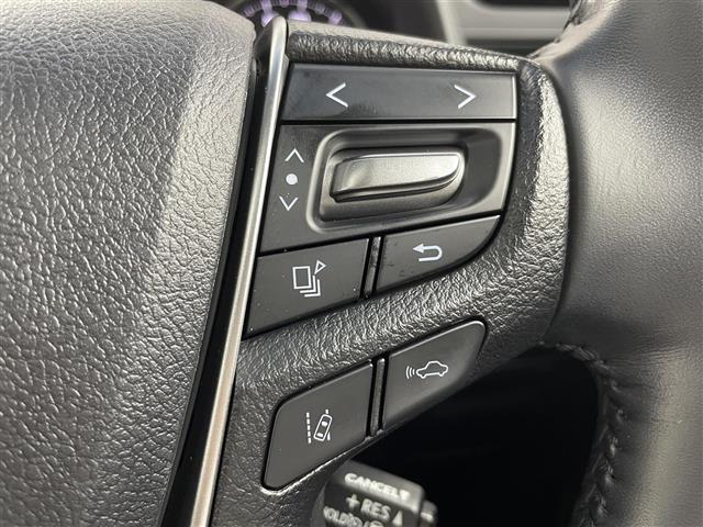 【運転席操作部】快適なドライブを楽しむための機能が装備されています！運転席から触れるので、使いやすいです！除菌プランいれていただくと、さらに清潔で安心していただけます！