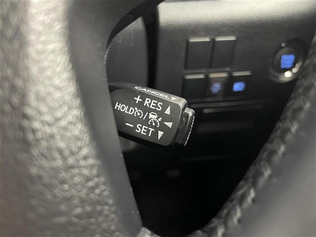 【運転席操作部】快適なドライブを楽しむための機能が装備されています！運転席から触れるので、使いやすいです！除菌プランいれていただくと、さらに清潔で安心していただけます！
