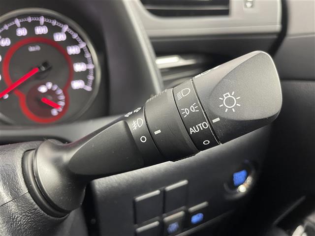 【運転席操作部】快適なドライブを楽しむための機能が装備されています！運転席から触れるので、使いやすいです！除菌プランいれていただくと、さらに清潔で安心していただけます！