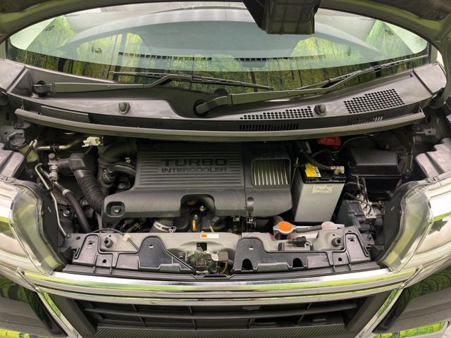 親切・丁寧な専門メカニックスタッフが応対！・車検・点検整備・事故等の修理などアフターサービスも安心。お車のカスタマイズもネクステージのサービススタッフまでご相談ください！