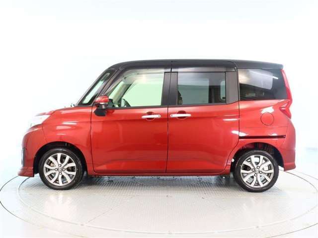 納車1カ月後には無料1カ月点検をご用意しています。車検や12カ月点検、オイル交換などのアフターメンテナンスも県内50店舗の整備工場におまかせください。