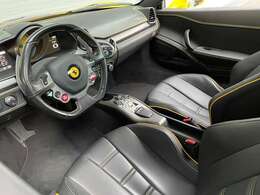 ミッドシップでNAエンジンを搭載したモデルとして、根強い人気を誇っている458　イタリア